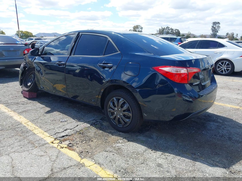 2018 Toyota Corolla VIN 5YFBURHE6JP808667 IAAI salvage auction — SIDE, Salvage Title, sold $2,700 on 2026-07-14 (photo 3)