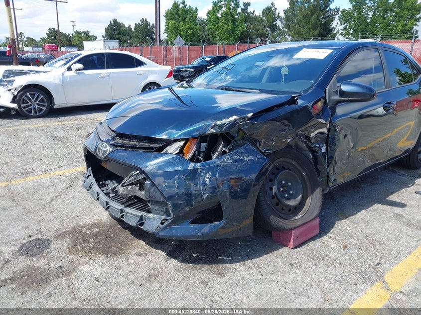 2018 Toyota Corolla VIN 5YFBURHE6JP808667 IAAI salvage auction — SIDE, Salvage Title, sold $2,700 on 2026-07-14 (photo 6)
