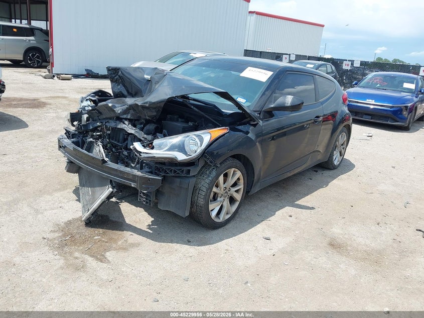 2016 Hyundai Veloster VIN KMHTC6AD3GU256821 IAAI salvage auction — FRONT END, Salvage Title, sold $425 on 2026-07-21 (photo 2)