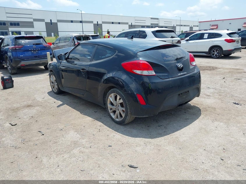 2016 Hyundai Veloster VIN KMHTC6AD3GU256821 IAAI salvage auction — FRONT END, Salvage Title, sold $425 on 2026-07-21 (photo 3)