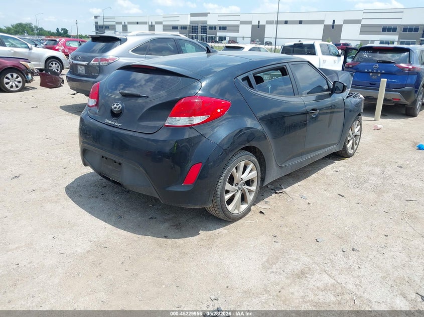 2016 Hyundai Veloster VIN KMHTC6AD3GU256821 IAAI salvage auction — FRONT END, Salvage Title, sold $425 on 2026-07-21 (photo 4)