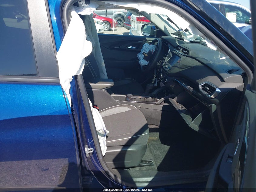 2023 Chevrolet Trailblazer VIN KL79MPS26PB052036 IAAI salvage auction — FRONT END, Salvage Title, sold $1,900 on 2026-07-07 (photo 5)