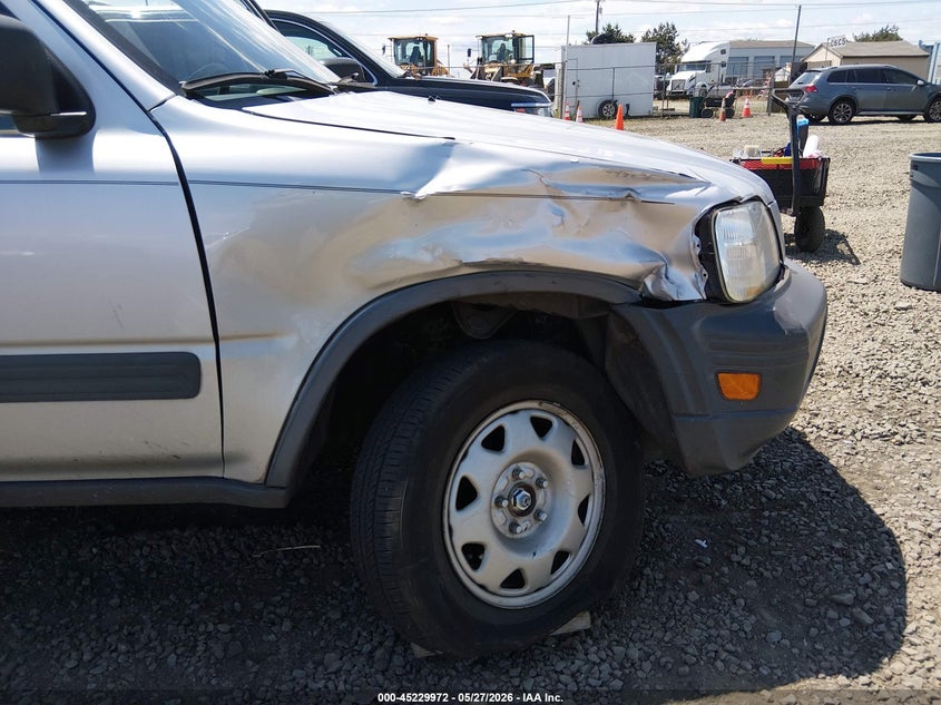 1999 Honda Cr-v VIN JHLRD1842XC082172 IAAI salvage auction — RIGHT FRONT, Salvage (Oregon), sold $1,625 on 2026-07-06 (photo 6)