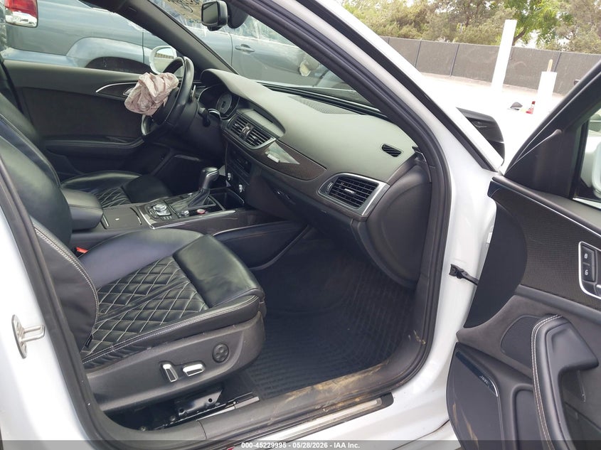 2017 Audi S6 VIN WAUFFAFC9HN034899 IAAI salvage auction — FRONT END, Salvage (California), sold $3,200 on 2026-07-29 (photo 5)
