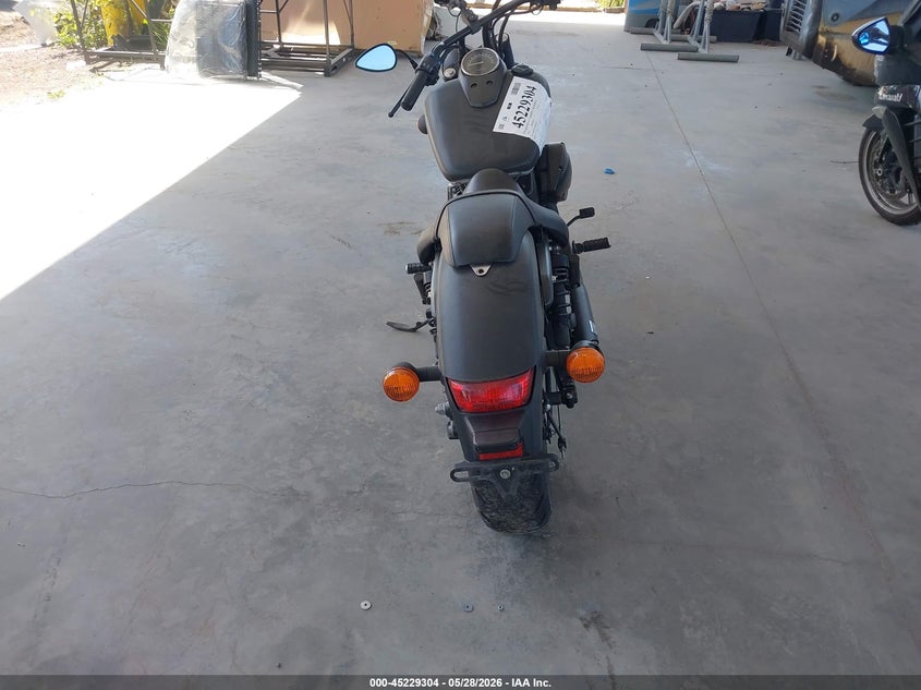 2018 Honda Vt VIN JH2RC5370JK800055 IAAI salvage auction — SIDE, Salvage Title, sold $1,450 on 2026-07-08 (photo 6)