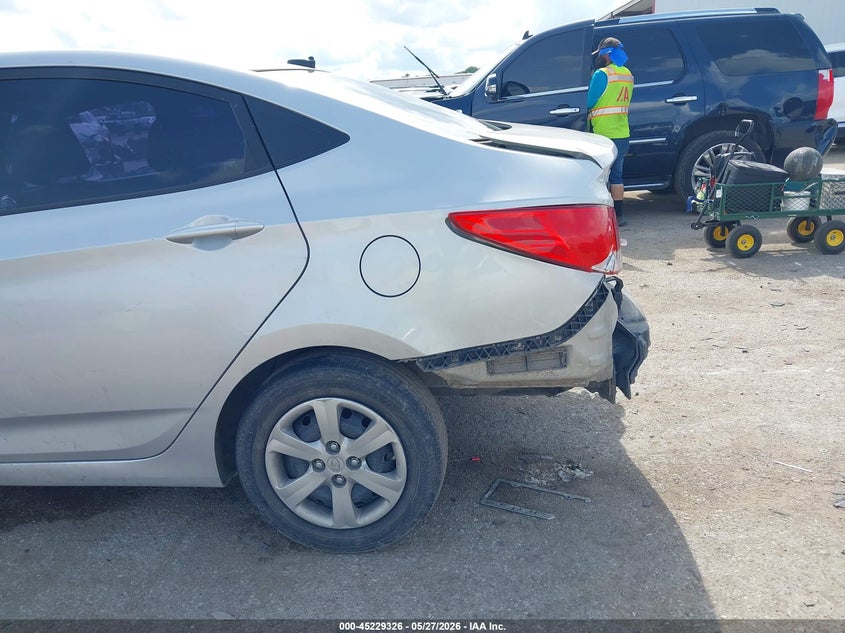 2017 Hyundai Accent VIN KMHCT4AE8HU193438 IAAI salvage auction — REAR END, Salvage (Texas), sold $600 on 2026-07-28 (photo 6)