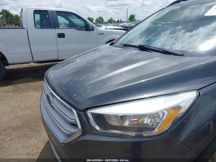2018 Ford Escape VIN 1FMCU0GD5JUC77033 IAAI salvage auction — NORMAL WEAR, Salvage Title, sold $4,875 on 2026-07-22 (photo 6)