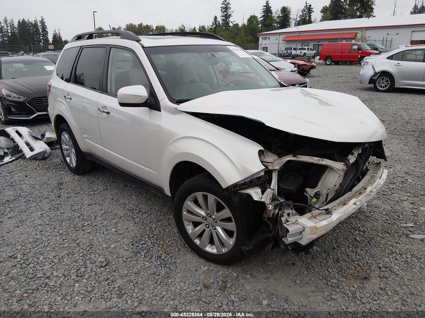 2013 Subaru Forester VIN JF2SHADCXDH435774 IAAI salvage auction — LEFT FRONT, Salvage Title, sold $475 on 2026-07-15 (photo 1)