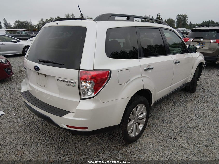 2013 Subaru Forester VIN JF2SHADCXDH435774 IAAI salvage auction — LEFT FRONT, Salvage Title, sold $475 on 2026-07-15 (photo 4)
