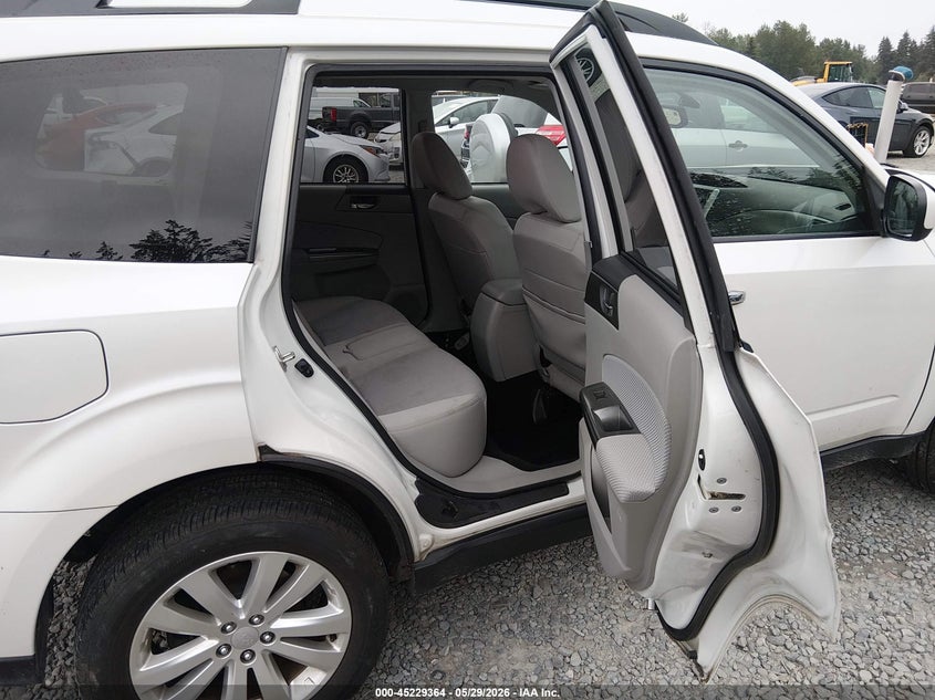 2013 Subaru Forester VIN JF2SHADCXDH435774 IAAI salvage auction — LEFT FRONT, Salvage Title, sold $475 on 2026-07-15 (photo 8)