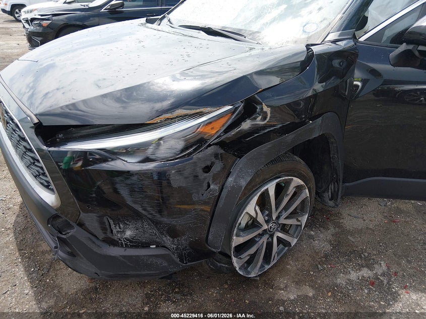 2023 Toyota Corolla cross VIN 7MUDAABG7PV054827 IAAI salvage auction — FRONT END, Salvage Title, sold $8,000 on 2026-07-27 (photo 6)