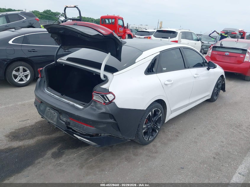 2022 Kia K5 VIN 5XXG64J24NG090666 IAAI salvage auction — FRONT & REAR, Salvage Title, sold $5,100 on 2026-07-21 (photo 4)