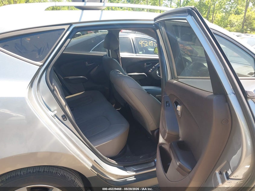 2014 Hyundai Tucson VIN KM8JUCAG3EU799533 IAAI salvage auction — RIGHT FRONT, Salvage Title, sold $1,250 on 2026-07-12 (photo 8)