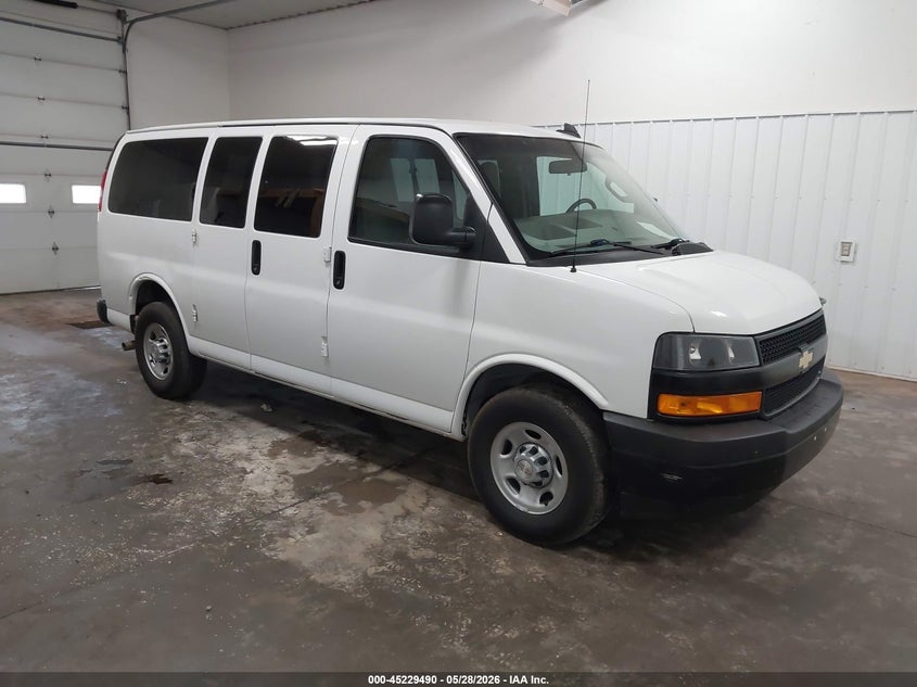 2018 Chevrolet Express 2500 VIN 1GAWGEFG6J1249169 IAAI salvage auction — NORMAL WEAR, SF97 (South Dakota), sold $19,650 on 2026-07-09 (photo 1)