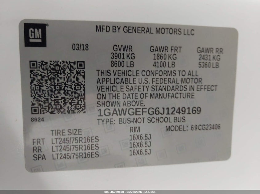 2018 Chevrolet Express 2500 VIN 1GAWGEFG6J1249169 IAAI salvage auction — NORMAL WEAR, SF97 (South Dakota), sold $19,650 on 2026-07-09 (photo 9)