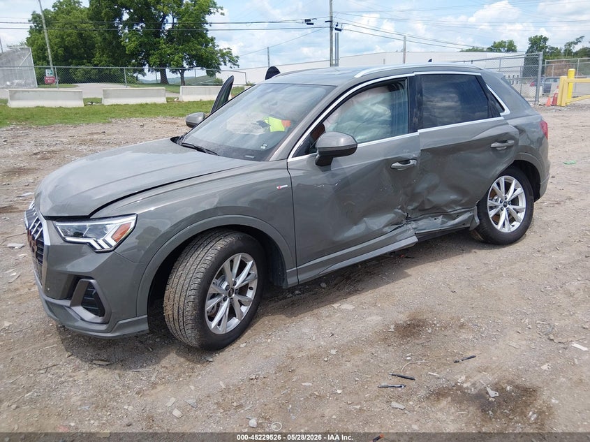 2025 Audi Q3 VIN WA1EECF34S1026022 IAAI salvage auction — LEFT SIDE, Salvage Title, sold $9,750 on 2026-07-09 (photo 2)