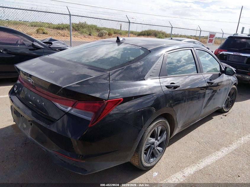 2023 Hyundai Elantra VIN KMHLM4AG0PU420649 IAAI salvage auction — NORMAL WEAR, Original (Texas), sold $1,050 on 2026-07-15 (photo 4)