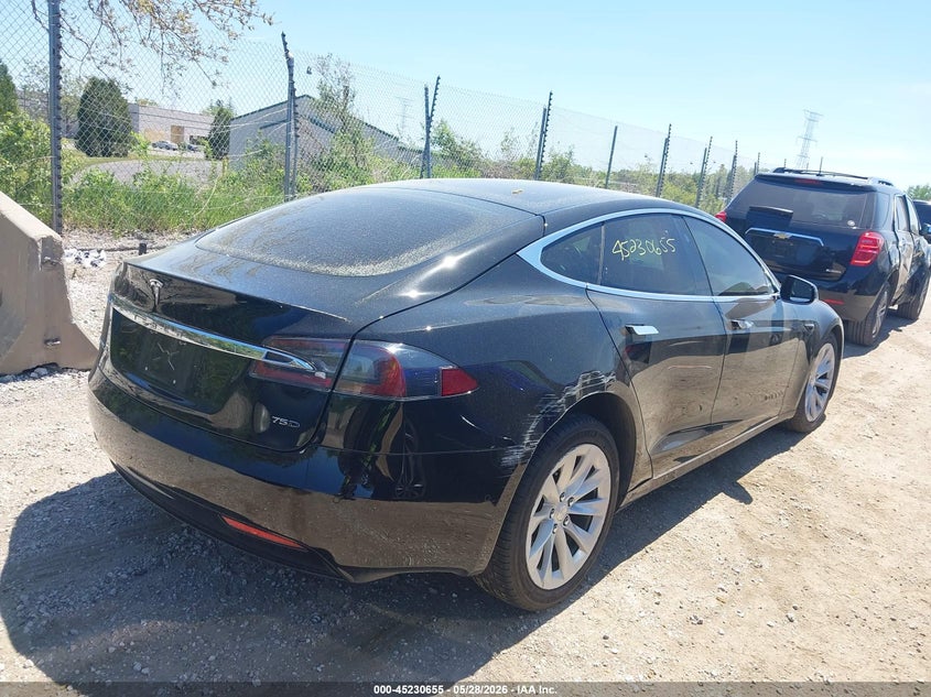 2018 Tesla Model s VIN 5YJSA1E2XJF252489 IAAI salvage auction — SUSPENSION, Clear (Wisconsin), sold $8,700 on 2026-07-30 (photo 4)