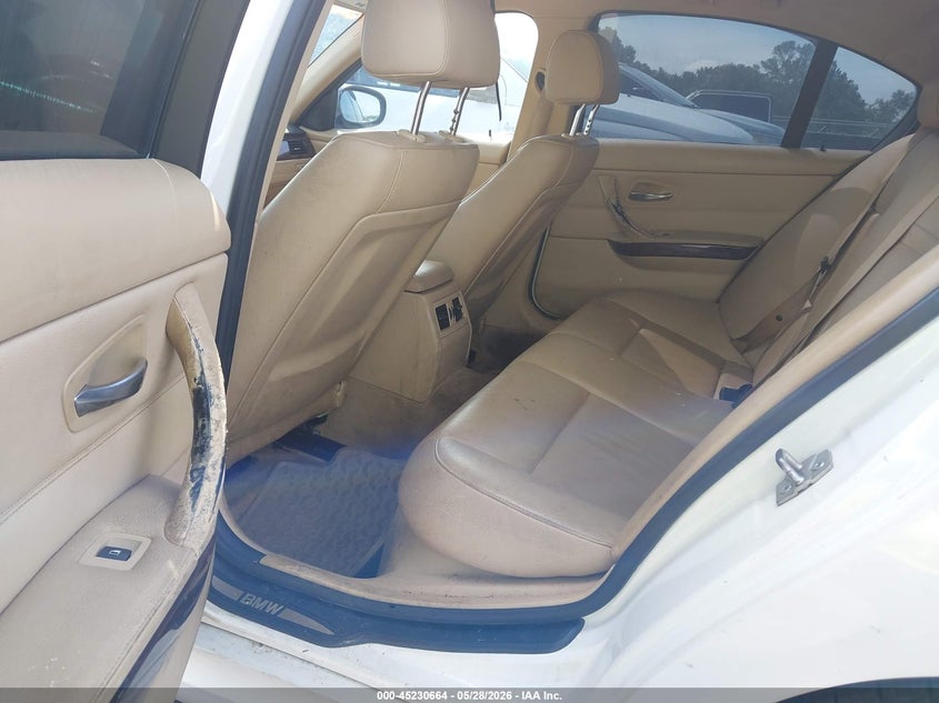 2011 BMW 3 series VIN WBAPH7C58BE682507 IAAI salvage auction — FRONT END, Clear (Tennessee), sold $225 on 2026-07-07 (photo 8)
