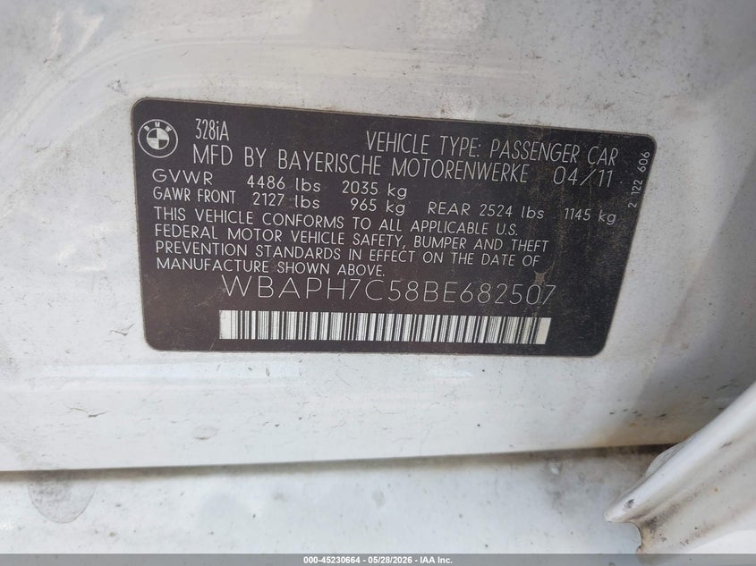 2011 BMW 3 series VIN WBAPH7C58BE682507 IAAI salvage auction — FRONT END, Clear (Tennessee), sold $225 on 2026-07-07 (photo 9)