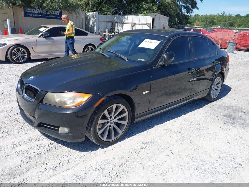 2009 BMW 3er VIN WBAPH77539NM30944 IAAI salvage auction — LEFT SIDE, Clear (Florida), sold $300 on 2026-07-09 (photo 2)