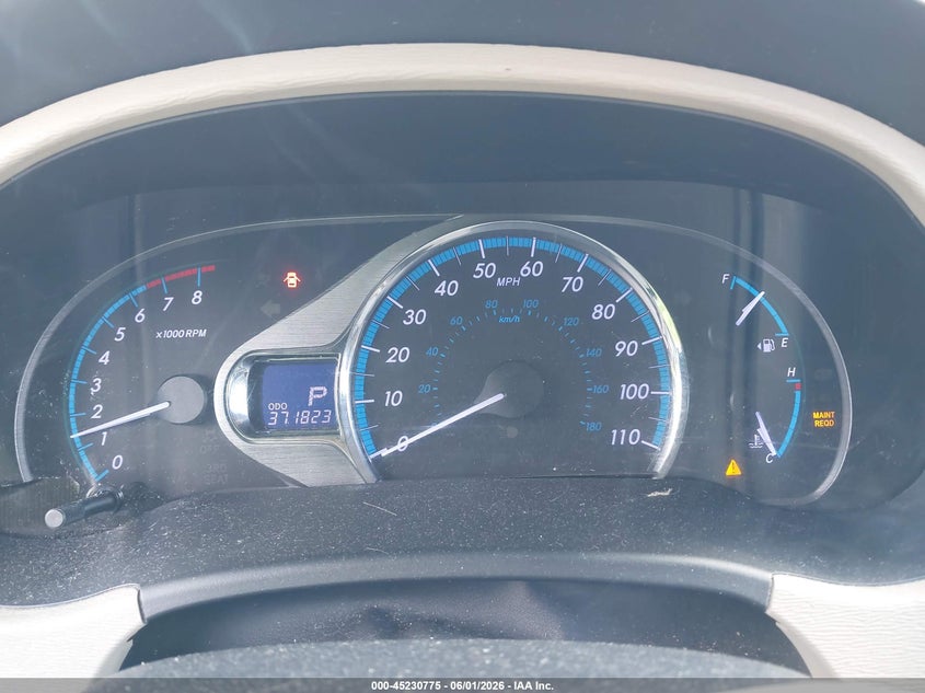 2011 Toyota Sienna VIN 5TDDK3DC8BS010146 IAAI salvage auction — FRONT END, Salvage (Massachusetts), sold $1,000 on 2026-07-10 (photo 7)