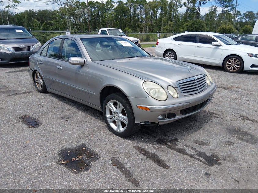 2005 Mercedes-benz E-class VIN WDBUF70J75A766423 IAAI salvage auction — NORMAL WEAR, Clear (Florida), sold $25 on 2026-07-28 (photo 1)