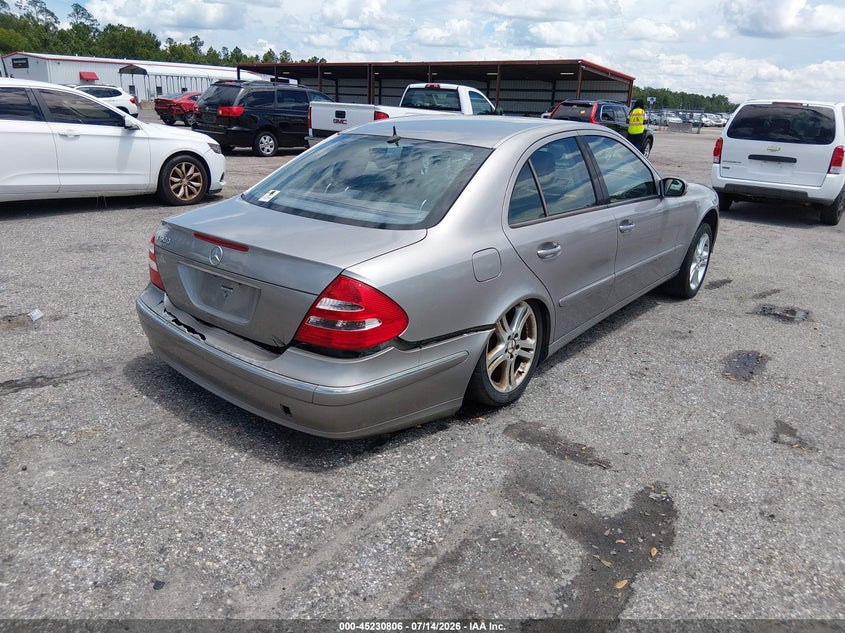 2005 Mercedes-benz E-class VIN WDBUF70J75A766423 IAAI salvage auction — NORMAL WEAR, Clear (Florida), sold $25 on 2026-07-28 (photo 4)