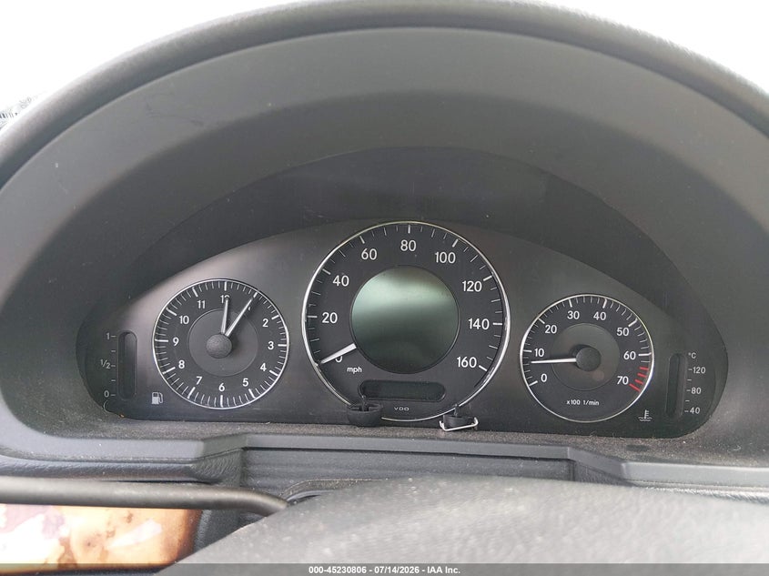 2005 Mercedes-benz E-class VIN WDBUF70J75A766423 IAAI salvage auction — NORMAL WEAR, Clear (Florida), sold $25 on 2026-07-28 (photo 7)