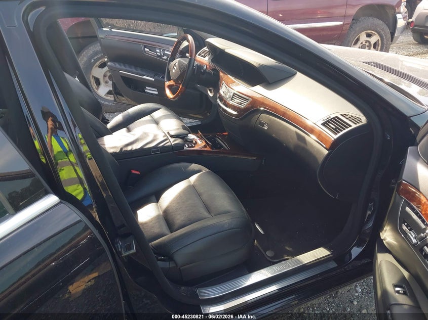 2011 Mercedes-benz S class VIN WDDNG7BB9BA416446 IAAI salvage auction — FRONT & REAR, Repossession Paperwork (Georgia), sold $1,100 on 2026-07-14 (photo 5)