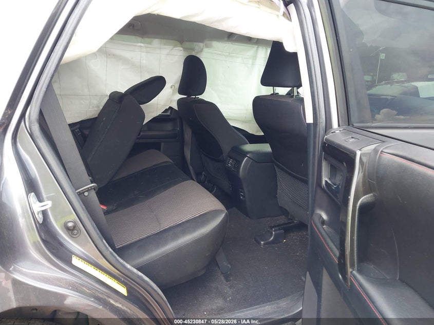 2014 Toyota 4runner VIN JTEBU5JR7E5155223 IAAI salvage auction — FRONT END, Salvage Title, sold $4,500 on 2026-07-25 (photo 8)