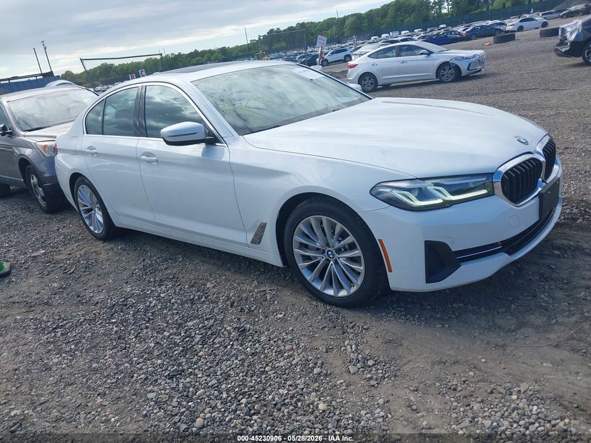 2021 BMW 5er VIN WBA13BJ01MCF93460 — IAAI salvage auction photo