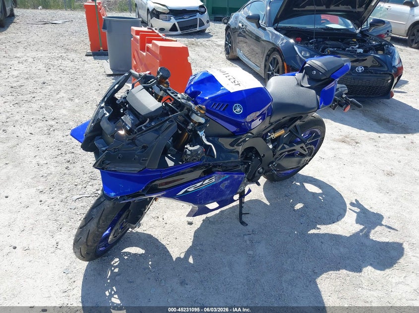 2026 Yamaha VIN JYARNA3E6TA001136 IAAI salvage auction — LEFT SIDE, Salvage Title, sold $3,650 on 2026-07-07 (photo 2)