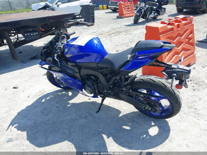 2026 Yamaha VIN JYARNA3E6TA001136 IAAI salvage auction — LEFT SIDE, Salvage Title, sold $3,650 on 2026-07-07 (photo 3)
