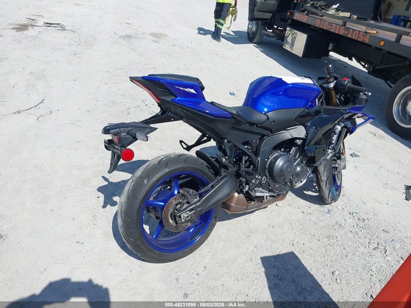 2026 Yamaha VIN JYARNA3E6TA001136 IAAI salvage auction — LEFT SIDE, Salvage Title, sold $3,650 on 2026-07-07 (photo 4)