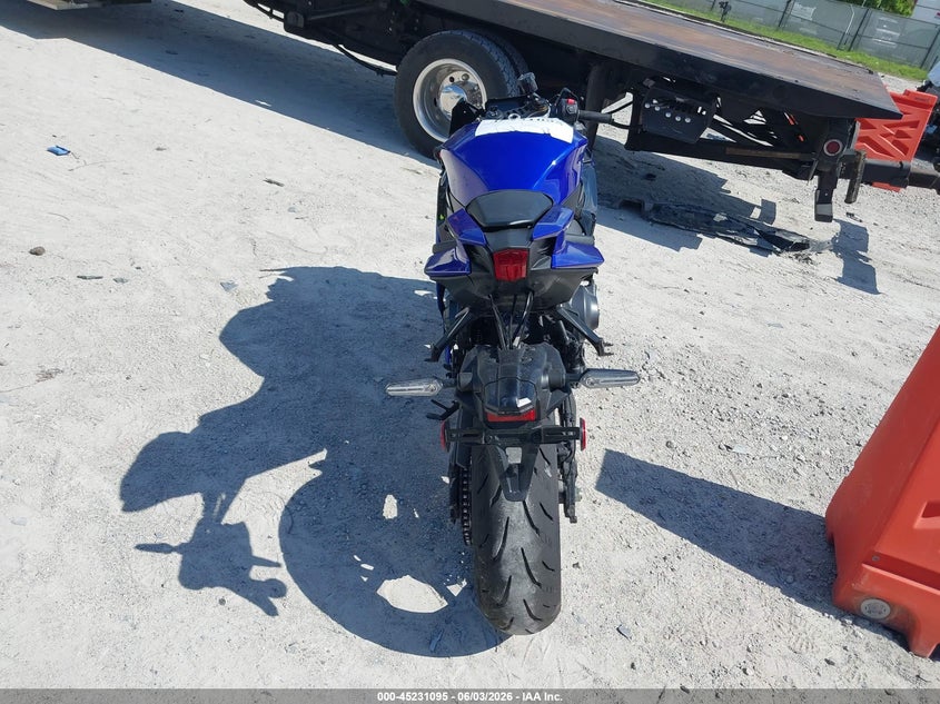 2026 Yamaha VIN JYARNA3E6TA001136 IAAI salvage auction — LEFT SIDE, Salvage Title, sold $3,650 on 2026-07-07 (photo 6)