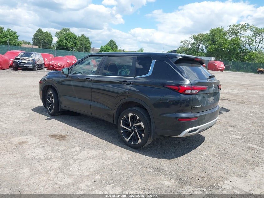 2023 Mitsubishi Outlander VIN JA4J4UA84PZ046600 IAAI salvage auction — RIGHT FRONT, Salvage (Pennsylvania), sold $5,300 on 2026-07-31 (photo 3)