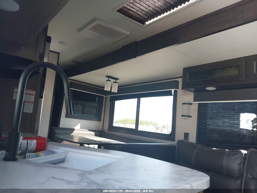 2022 Jayco Camper VIN 1UJBJ0BTXN1TR0426 IAAI salvage auction — UNKNOWN, Mv-907A (New York), sold $4,150 on 2026-07-08 (photo 5)
