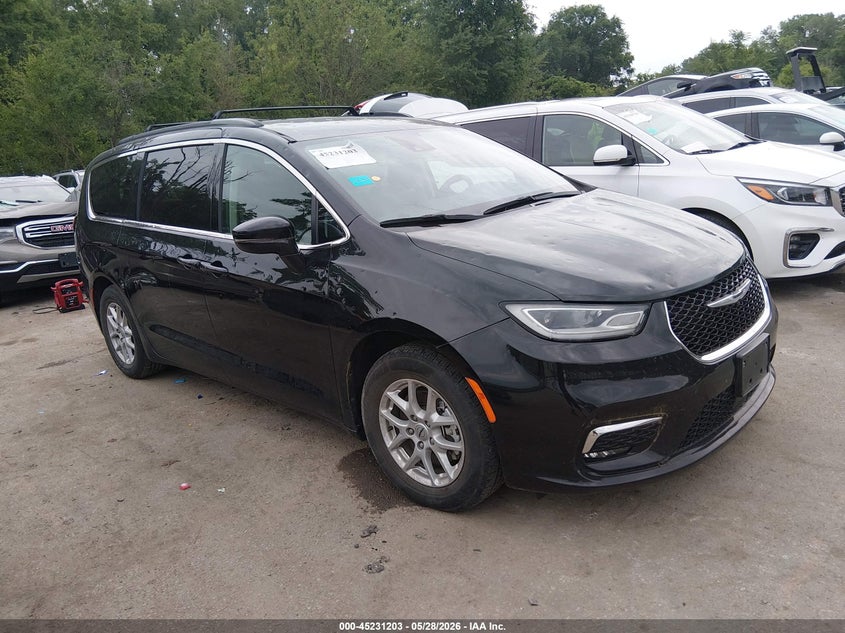 2022 Chrysler Pacifica VIN 2C4RC1BG0NR211906 IAAI salvage auction — HAIL, Salvage (Kansas), sold $9,100 on 2026-08-20 (photo 1)