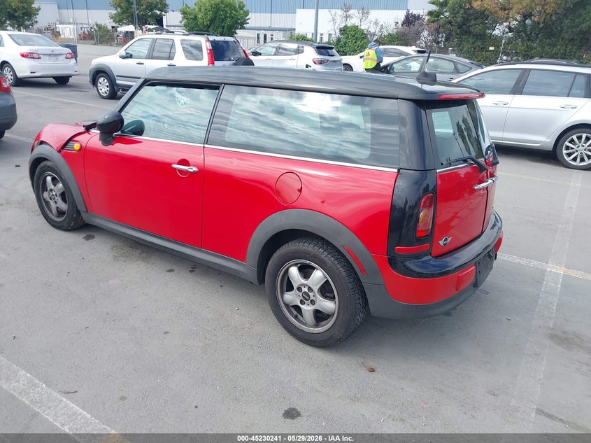2009 Mini Cooper clubman VIN WMWML33519TX33555 IAAI salvage auction — NORMAL WEAR, Salvage (California), sold $350 on 2026-07-13 (photo 3)
