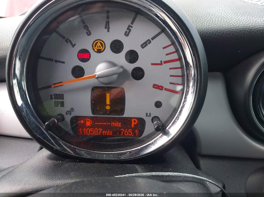 2009 Mini Cooper clubman VIN WMWML33519TX33555 IAAI salvage auction — NORMAL WEAR, Salvage (California), sold $350 on 2026-07-13 (photo 7)