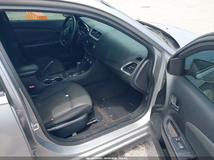 2013 Dodge Avenger VIN 1C3CDZAB0DN702970 IAAI salvage auction — RIGHT SIDE, Salvage Title, sold $300 on 2026-08-01 (photo 5)