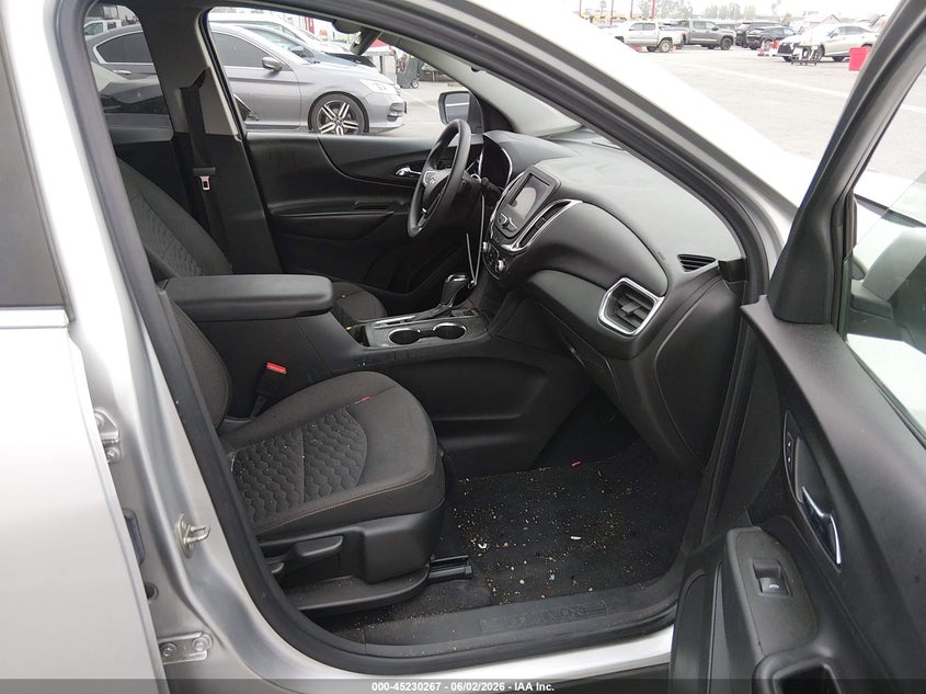 2017 Mercedes-benz Glc VIN WDC0G4JB3HF250225 IAAI salvage auction — FRONT END, Salvage (California), sold $4,250 on 2026-07-30 (photo 5)