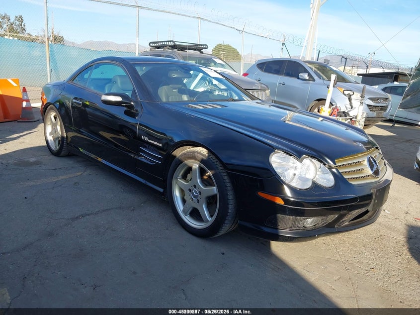 2006 Mercedes-benz Sl-class VIN WDBSK74F26F110482 IAAI salvage auction — EXTERIOR BURN, Non-Repairable (California), sold $7,500 on 2026-07-29 (photo 1)
