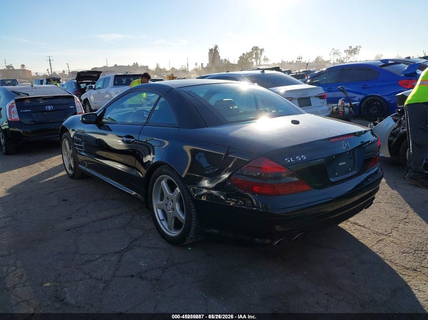 2006 Mercedes-benz Sl-class VIN WDBSK74F26F110482 IAAI salvage auction — EXTERIOR BURN, Non-Repairable (California), sold $7,500 on 2026-07-29 (photo 3)