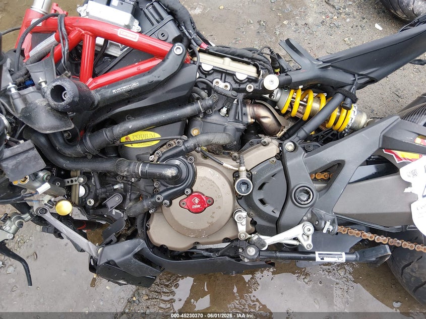 2014 Ducati Monster VIN ZDM1RBSV2EB001343 IAAI salvage auction — ALL OVER, Salvage Title, sold $25 on 2026-07-08 (photo 9)