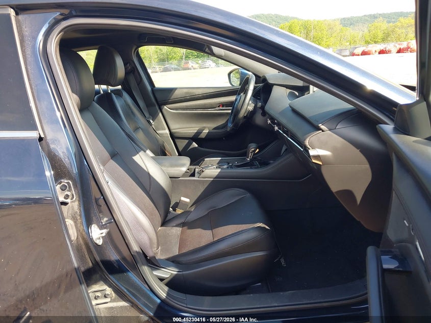 2020 Mazda 3 VIN JM1BPBNM9L1155298 IAAI salvage auction — NORMAL WEAR, Clear (New Jersey), sold $3,525 on 2026-07-09 (photo 5)