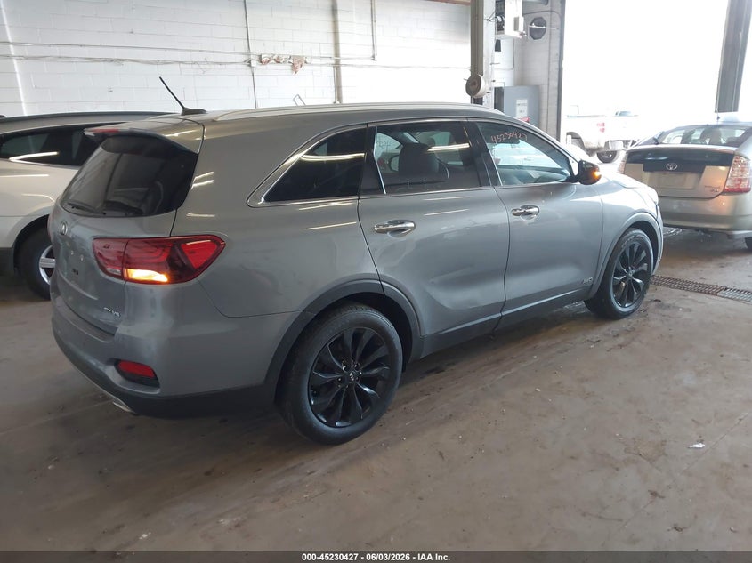 2020 Kia Sorento VIN 5XYPHDA56LG673902 IAAI salvage auction — RIGHT SIDE, Salvage Title, sold $4,250 on 2026-07-08 (photo 4)