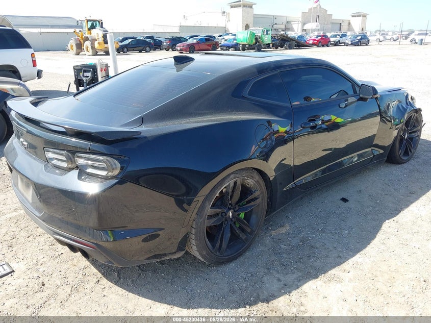 2019 Chevrolet Camaro VIN 1G1FH1R70K0138917 IAAI salvage auction — RIGHT SIDE, Salvage Title, sold $7,500 on 2026-07-29 (photo 4)