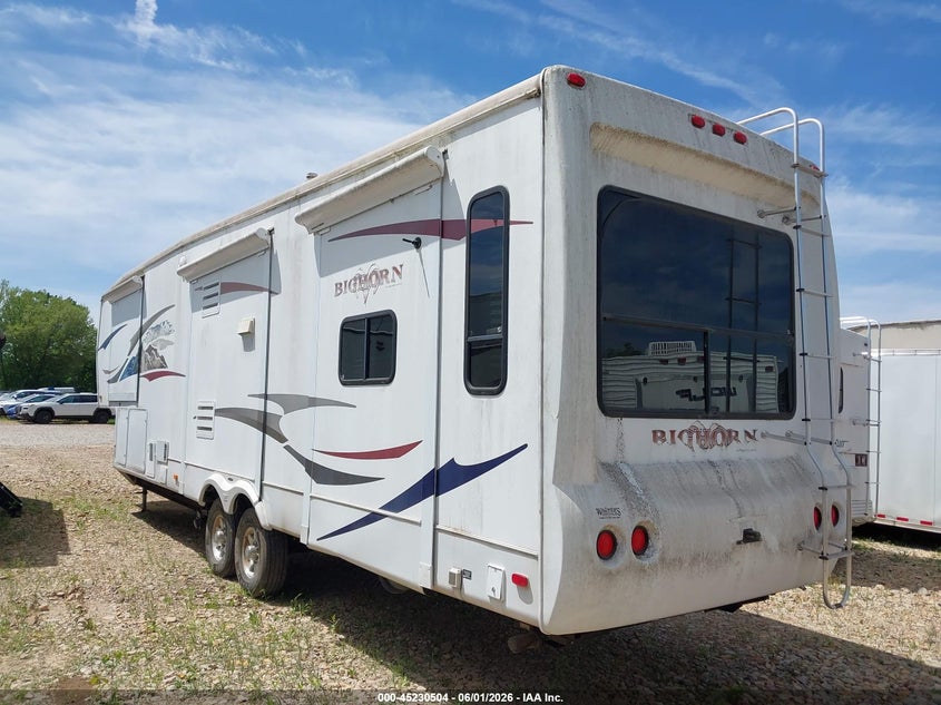 2009 Heartland Bighorn VIN 5SFGF362X9E013424 IAAI salvage auction — NORMAL WEAR, Clear-Endorsement (Wisconsin), sold $175 on 2026-07-30 (photo 3)